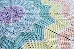 Rainbow ripple baby blanket tutorial