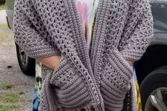 Perfect pockets shawl free pattern