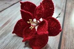 Crochet poinsettia coaster pattern