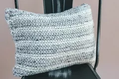 Crochet a Pillow That Looks Like Knitting