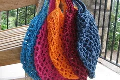 Free reusable crochet grocery bag pattern