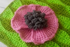 Tunisian Poppy Flower Applique Free Crochet Pattern