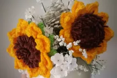 Sunflowers for Decor Free Crochet Pattern