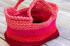 T-shirt Yarn Bag Free Crochet Pattern