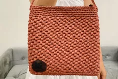 Raffia Yarn Purse