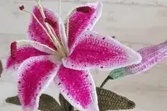 Stargazer lily crochet pattern free