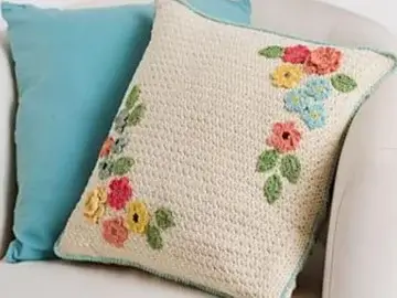 Bloom Pillow Free Crochet Pattern