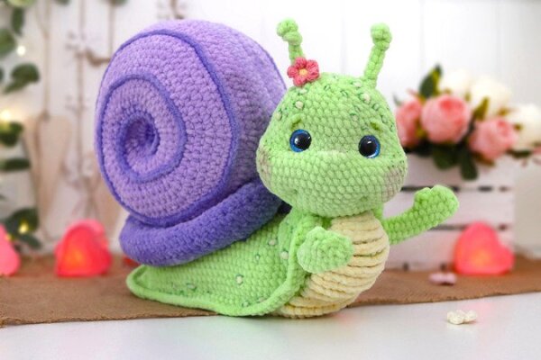 Crochet pattern the snail