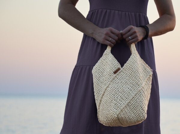 Crochet tote bag pattern, reusable grocery handbag, raffia carryall purse