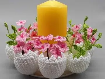 Crochet decoration cherry blossoms and easter eggs - simple and versatile
