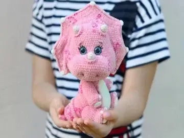 Crochet pattern Triceratops babies