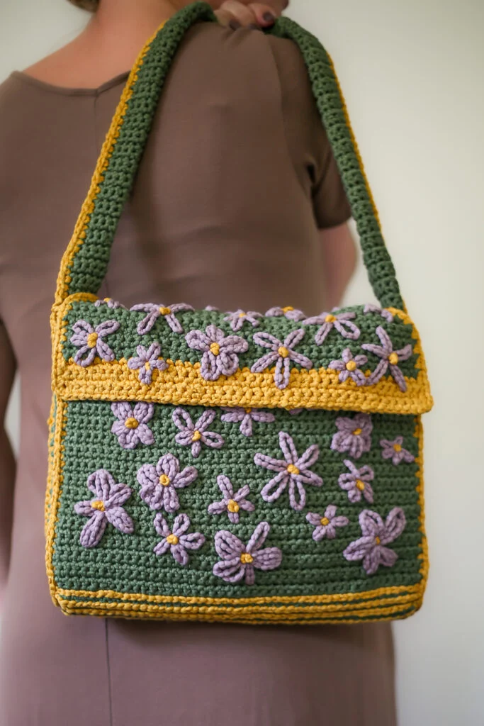Embroidered Flower Bag Free Crochet Pattern