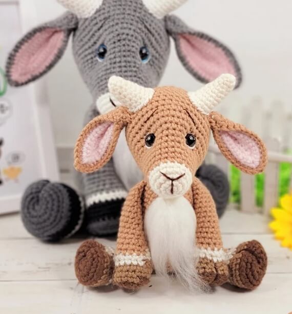 Crochet Amigurumi Goat Pattern with Tutorial