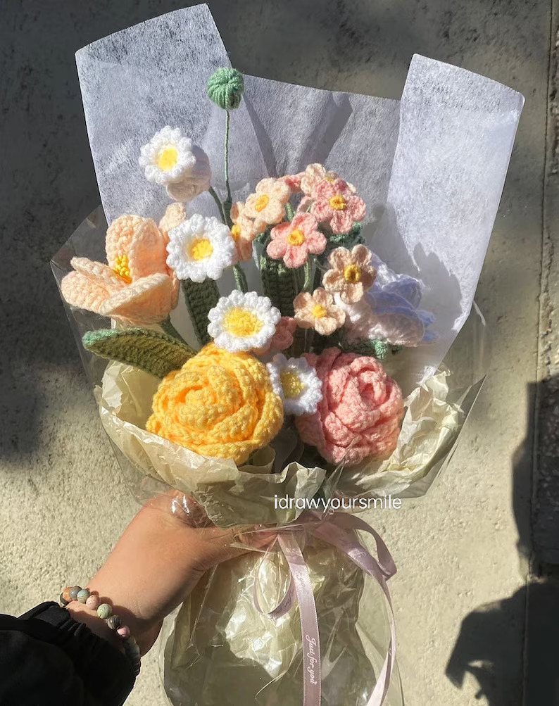 Easy Aesthetic Crochet Flower Bouquet Pattern