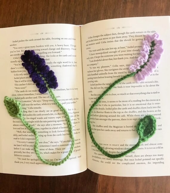 Lavender Flower Crochet Bookmark: Beginner's Pattern