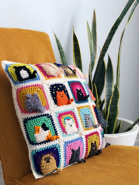 Many Cats Crochet Granny Square Pattern