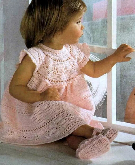 Vintage Cinderella Crochet Pattern for Baby Girls
