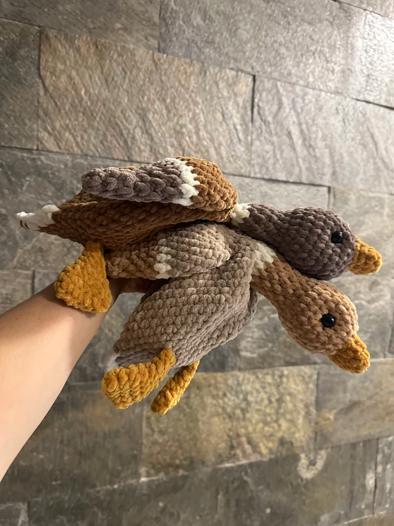 CROCHET PATTERN Goose