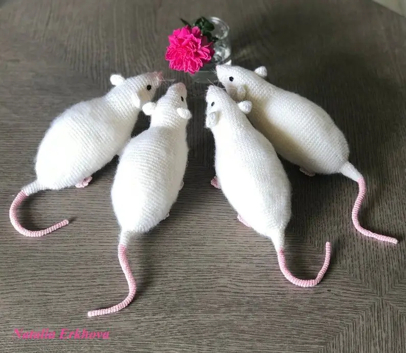 Digital crochet pattern Realistic Rat