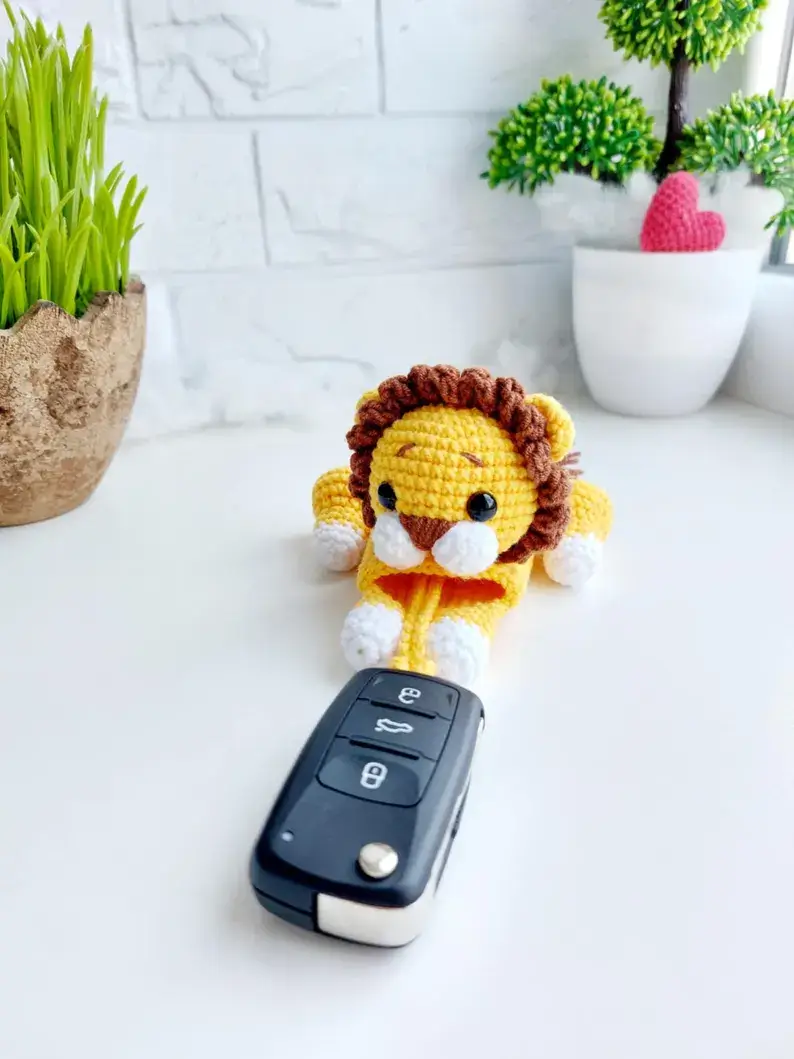 Lion crocheted car key cover. Crochet Key Case