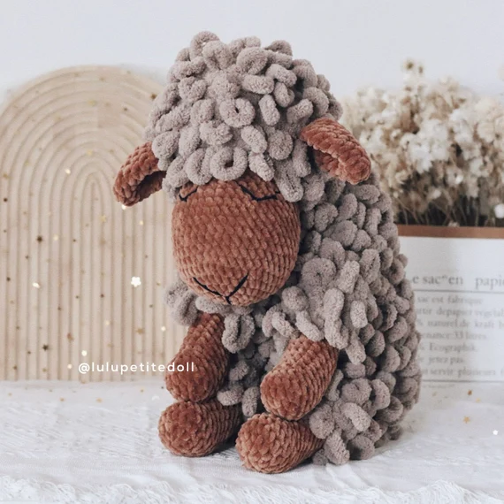 The Baby Sheep Crochet Amigurumi Tutorial