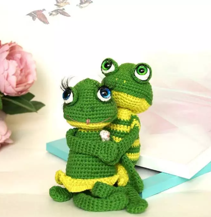 Amigurumi Frog Free Crochet Pattern