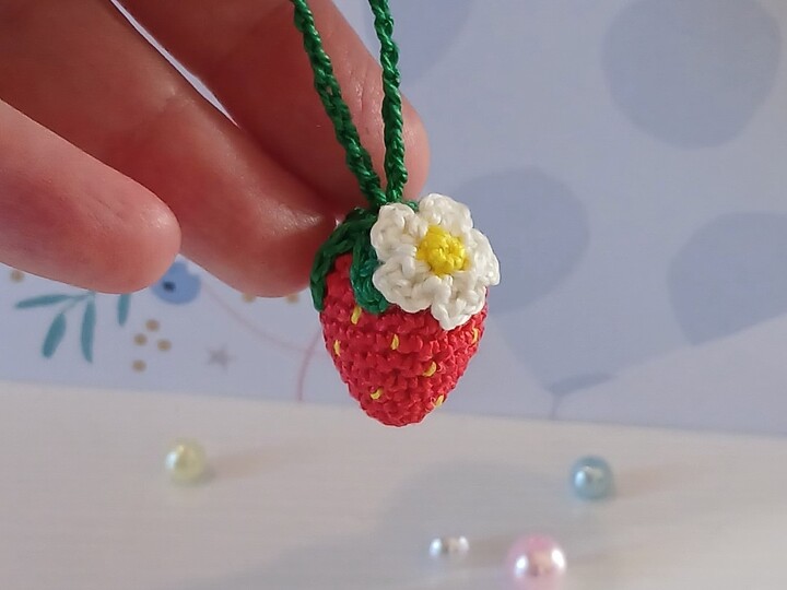 Crochet Pattern Strawberry Keychain Amigurumi