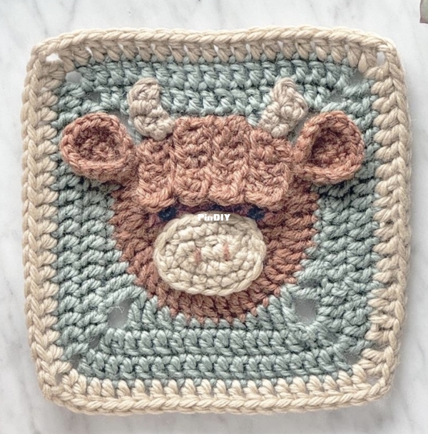 Highland Cow Granny Square Crochet Pattern