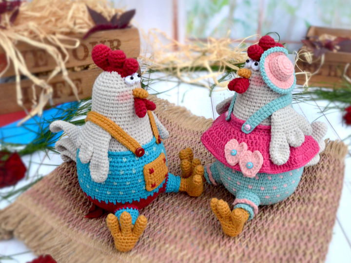 Crochet pattern amigurumi rooster with hen