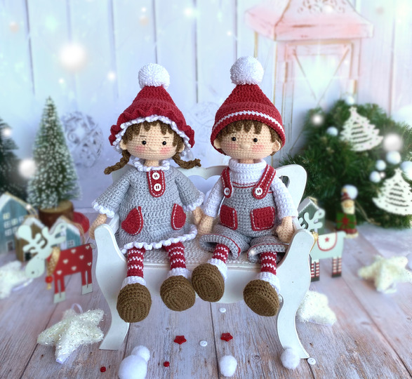 Crochet pattern Christmas dolls