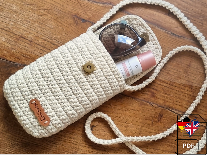 Crochet pattern. Crossbody bag for a mobile phone