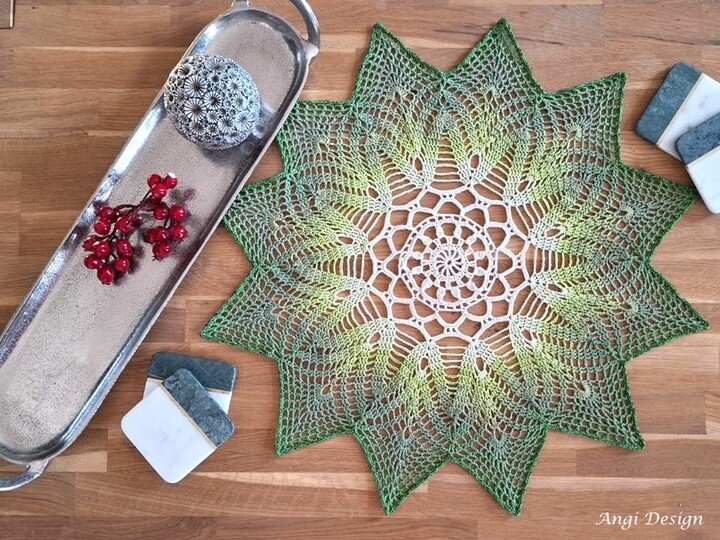 Crochet pattern for a large tablecloth 12-pointed star