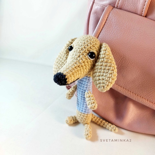 Dachshund Keychain Crochet Dog Amigurumi Pattern