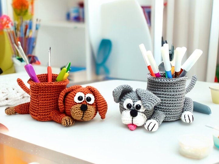 Dog Pen Needle Container Crochet Pattern