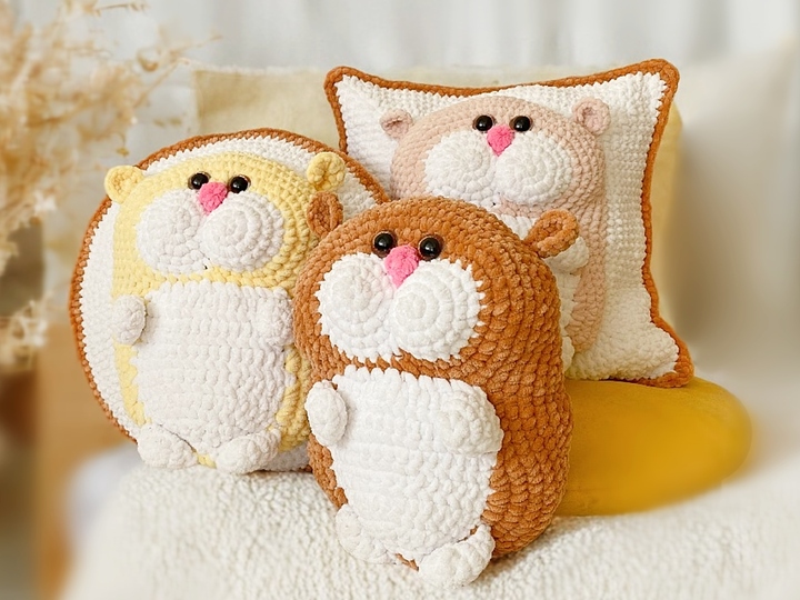 Hamster world, 3D pillows. No sew crochet pattern