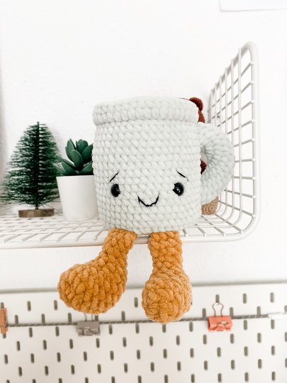 Happy Mug free crochet pattern