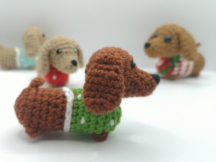 Little Dachshund in sweater crochet pattern