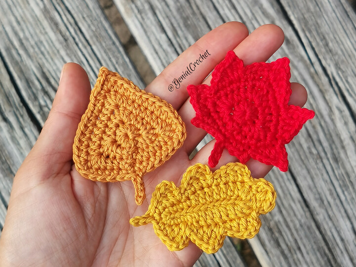 Mini Fall Leaves Pattern