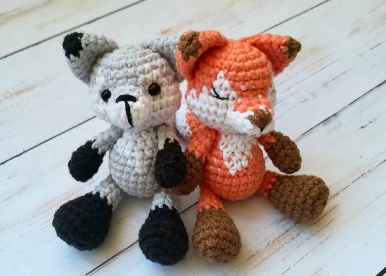 Mini Fox Fonny and Mini Wolf Wonny