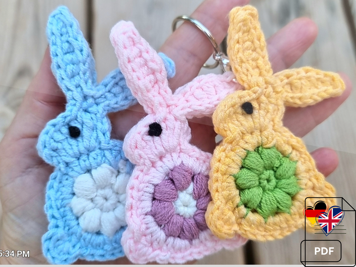 P24 Crochet pattern Keychain pendant