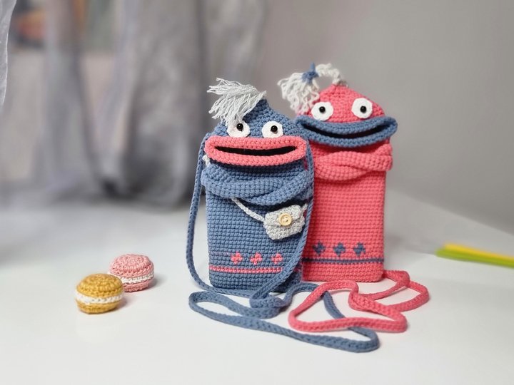 Small crossbody bag Phone pouch