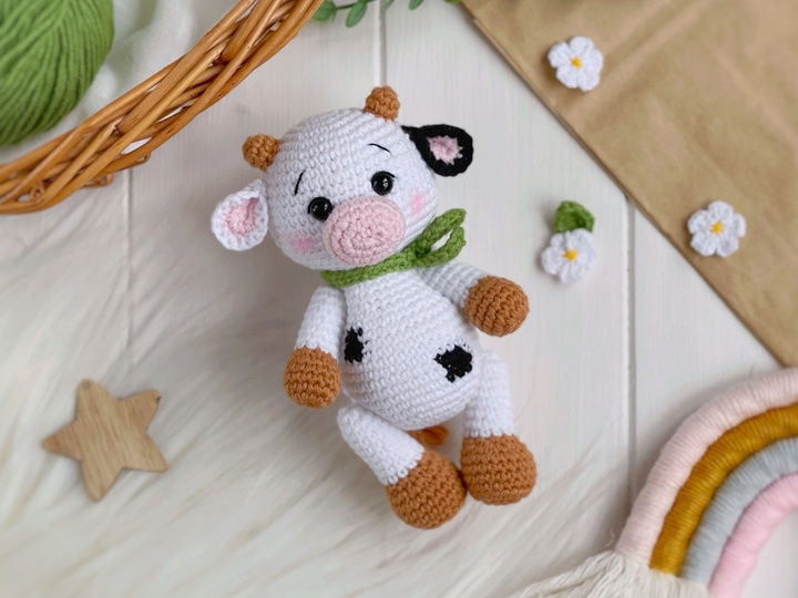 Crochet pattern amigurumi cow