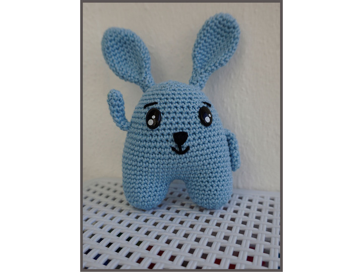Crochet pattern bunny Leidy