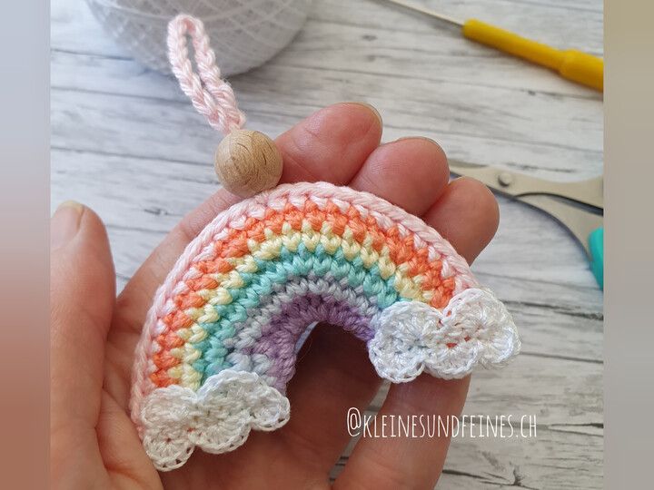Crochet pattern Little Rainbow