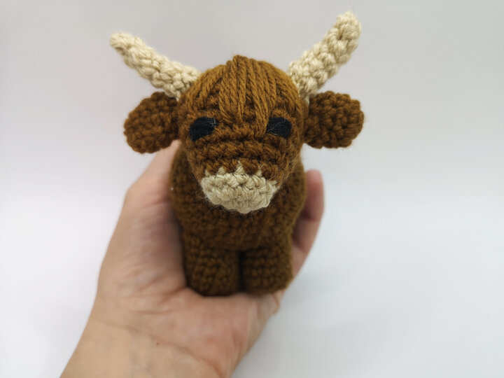 Highland cattle crochet pattern