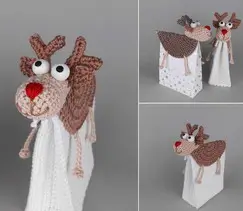 Gift bag amigurumi reindeer simply from scraps of yarn