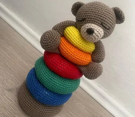 Stacking toy Ben the bear crochet tutorial