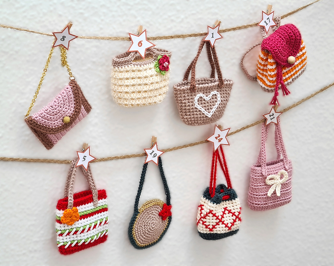 Advent Calendar for Fashionistas 1.0 Eight Cute Little Bags