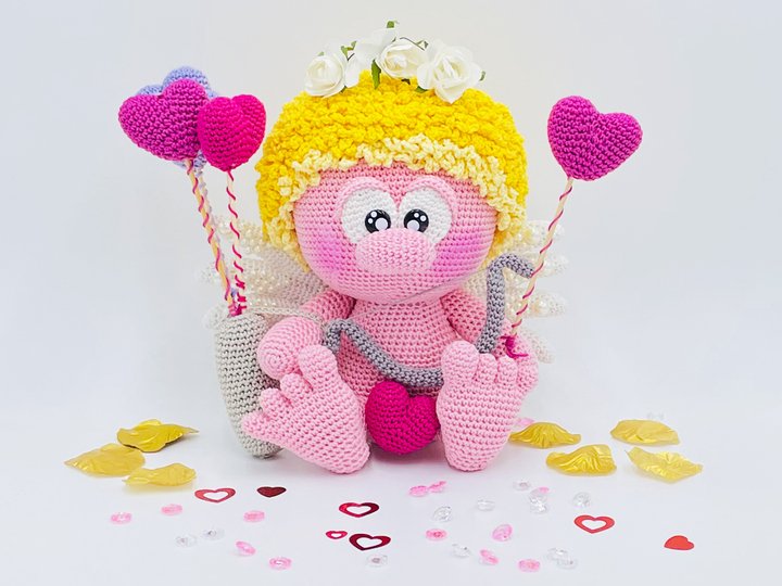 Amor the love messenger