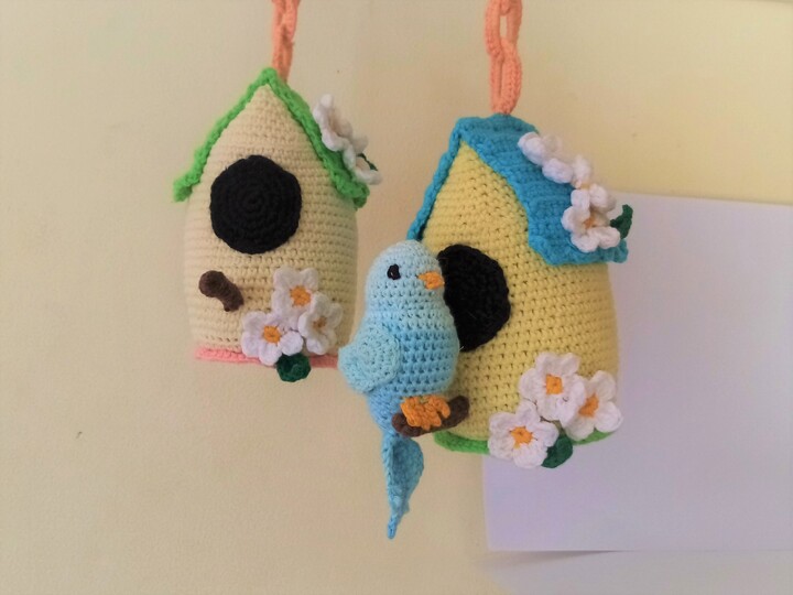 Bird House Crochet pattern